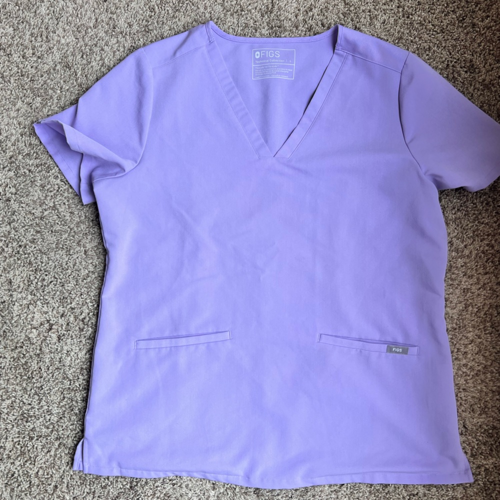 Figs Lavender Dew Catarina Scrub Top Large Like New